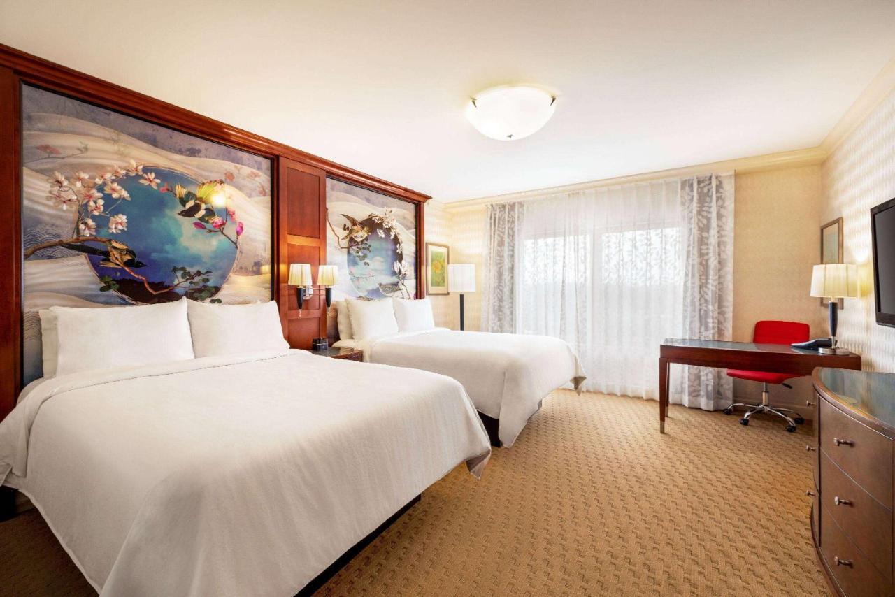 ווסטבורי Viana Hotel And Spa, Trademark Collection By Wyndham מראה חיצוני תמונה