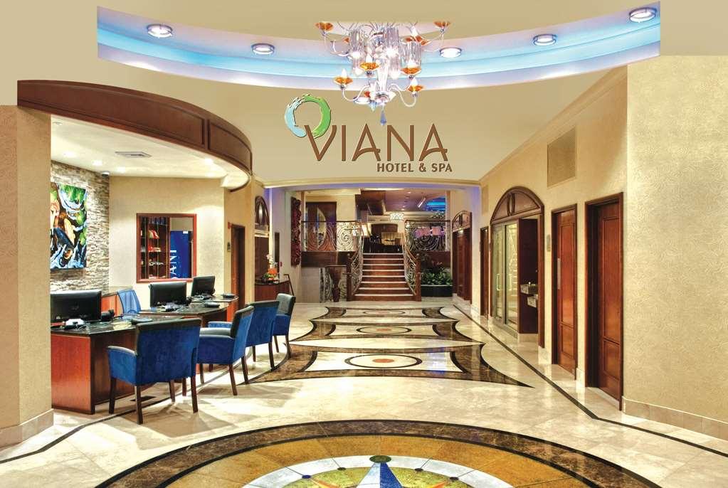 ווסטבורי Viana Hotel And Spa, Trademark Collection By Wyndham מראה פנימי תמונה