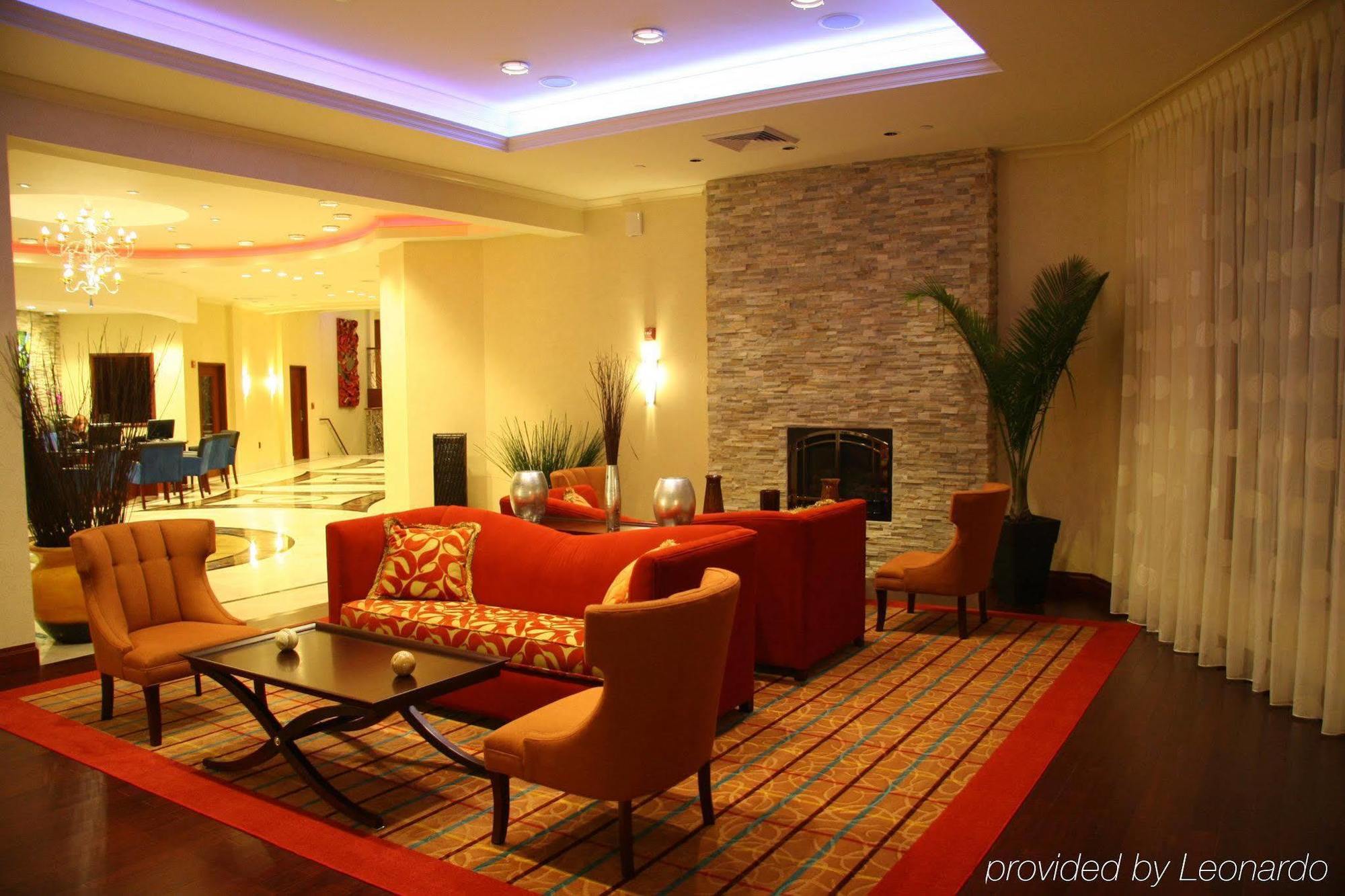 ווסטבורי Viana Hotel And Spa, Trademark Collection By Wyndham מראה פנימי תמונה